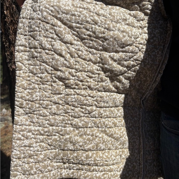 Quilted Women's Patchwork Utility Jacket - Picture 5 of 12